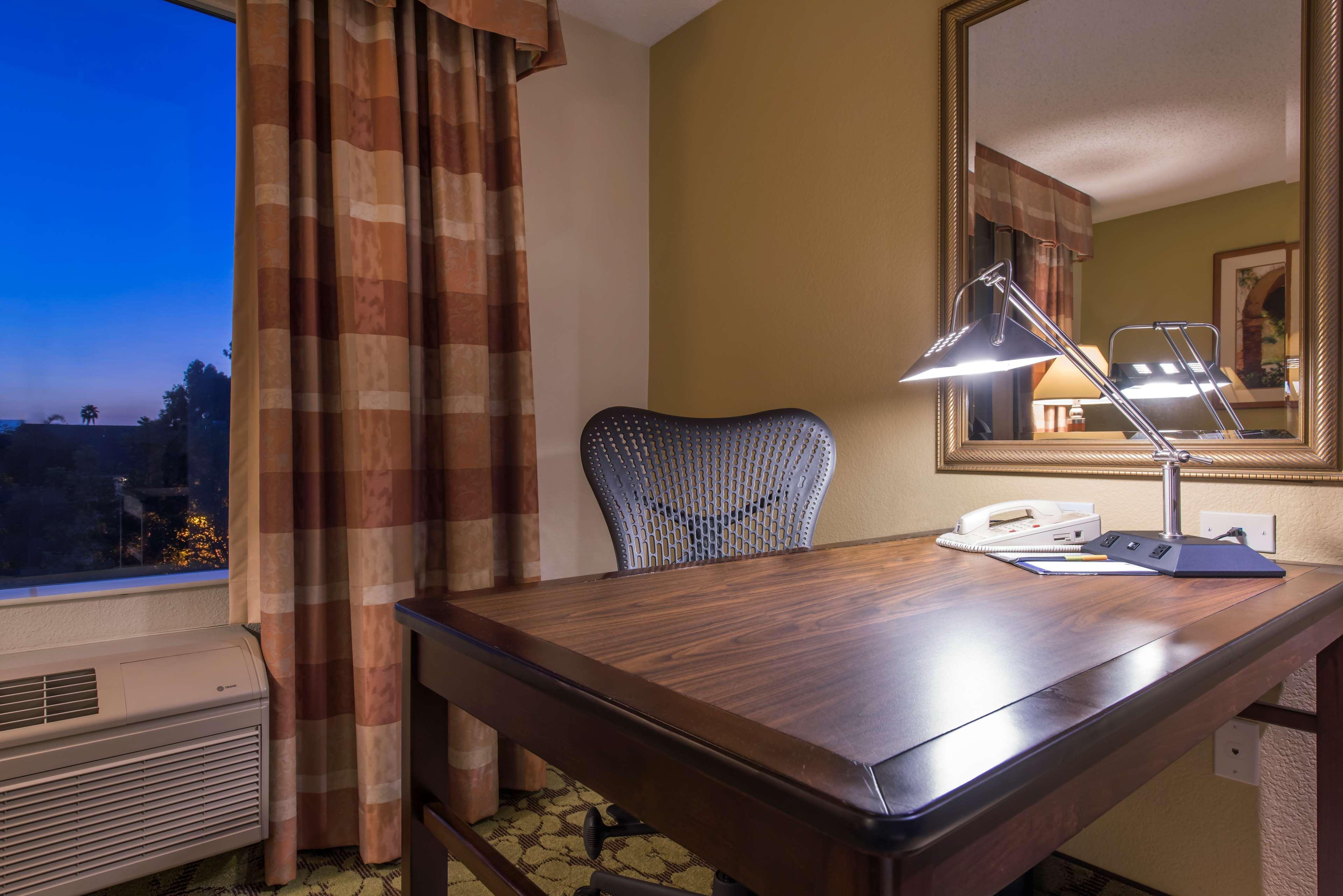 Hilton Garden Inn Arcadia/Pasadena Area Εξωτερικό φωτογραφία
